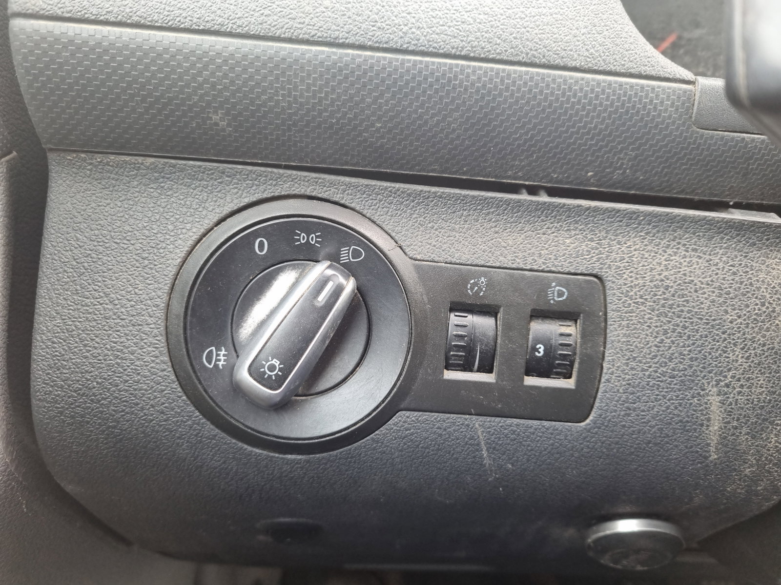 Bloc lumini Volkswagen Caddy 3 (2KA, 2KH) [Fabr 2004-2009] OEM