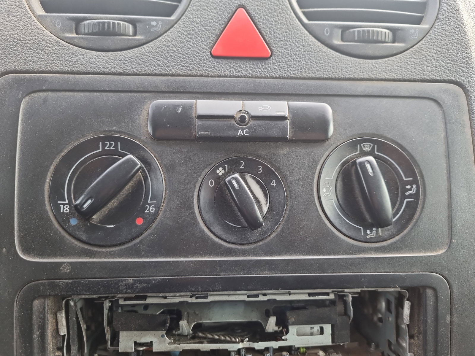 Panou comanda clima Volkswagen Caddy 3 (2KA, 2KH) [Fabr 2004-2009] OEM