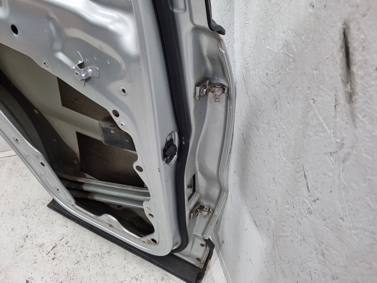 Usa stanga spate Volkswagen Tiguan (5N) [Fabr 2007-2016] LA7W - imagine 11