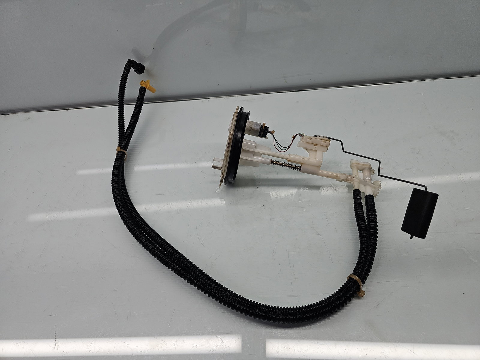 Sonda litrometrica Volkswagen Tiguan (5N) [Fabr 2007-2016] 5N0919673J 2.0 TDI CBAB 103KW / 140CP - imagine 2