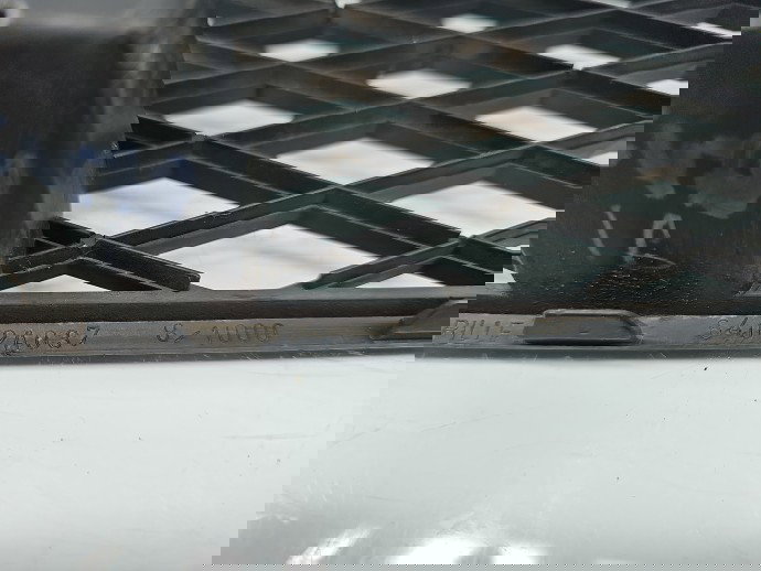 Grila bara fata MITSUBISHI Outlander II [Fabr 2006-2015] 6402A037