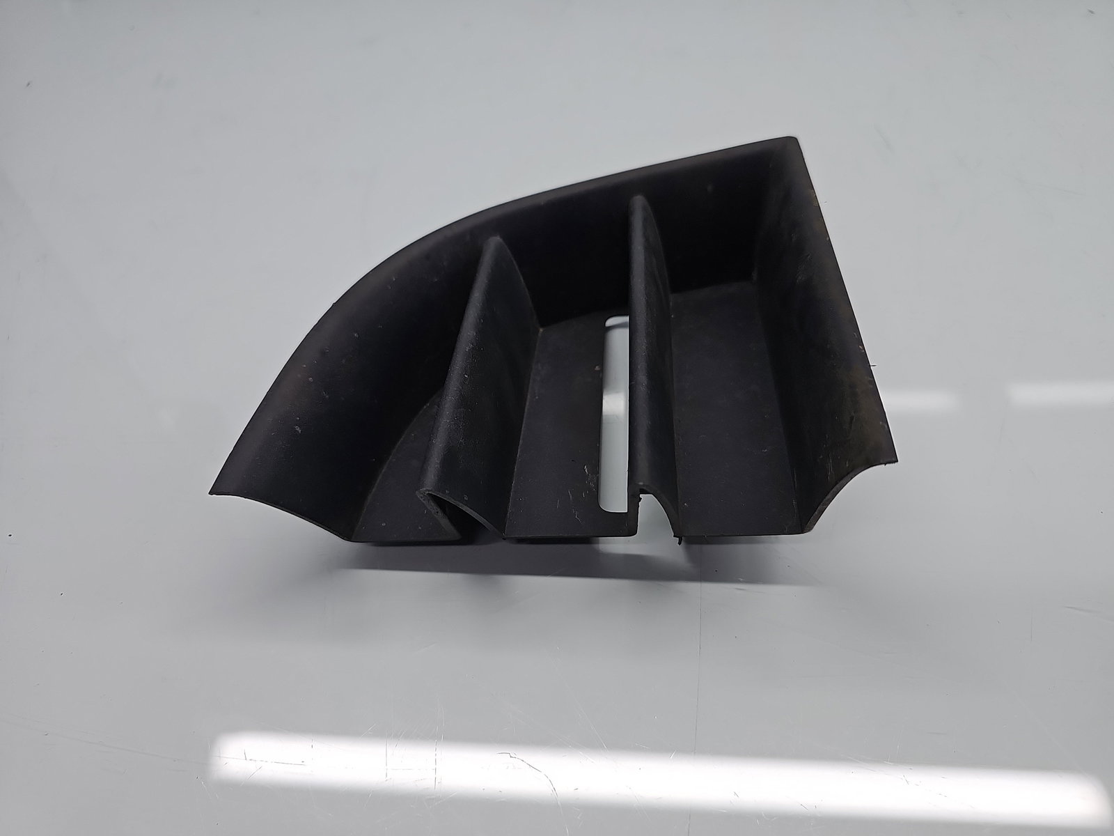 Grila bara fata Skoda Octavia 2 Combi (1Z5) [Fabr 2004-2013] Facelift 1Z0853666C - imagine 2