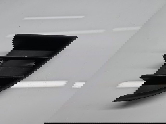 Grila bara fata Skoda Octavia 2 Combi (1Z5) [Fabr 2004-2013] Facelift 1Z0853665C