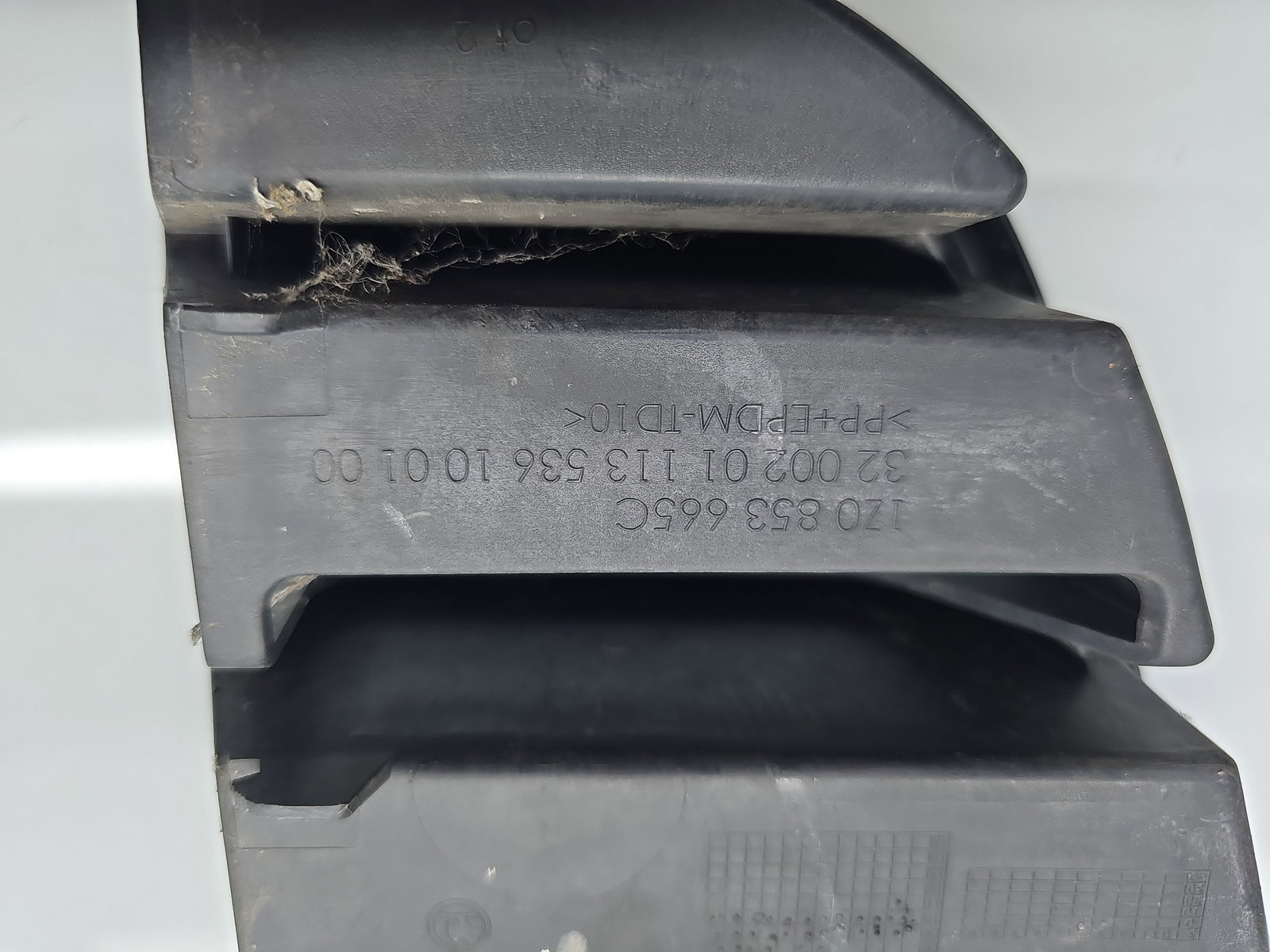 Grila bara fata Skoda Octavia 2 Combi (1Z5) [Fabr 2004-2013] Facelift 1Z0853665C - imagine 4