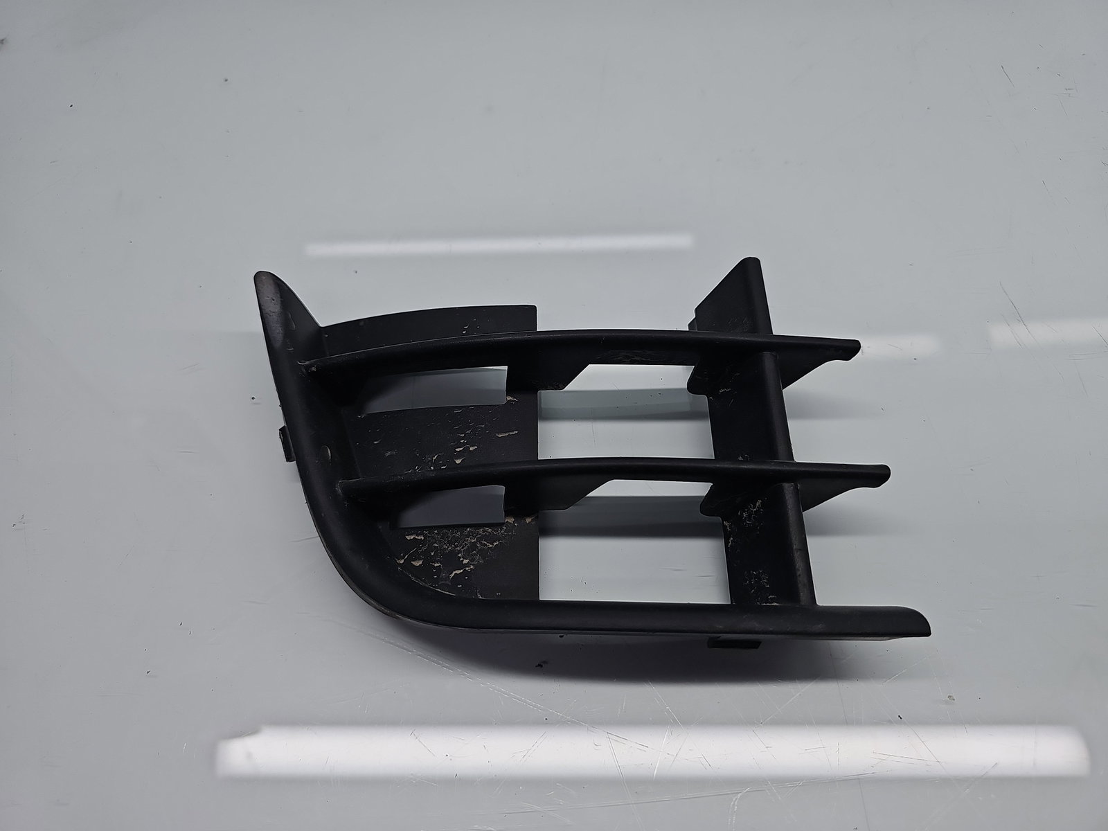 Grila bara fata Skoda Fabia 2 (5J, 542) [Fabr 2007-2014] 5J0853666A