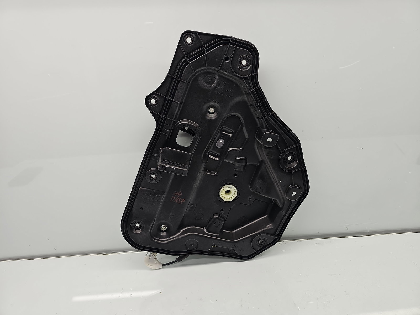 Macara electrica geam dreapta spate Mazda CX-5 (KE) [Fabr 2011-2016] KD537W97X - imagine 1