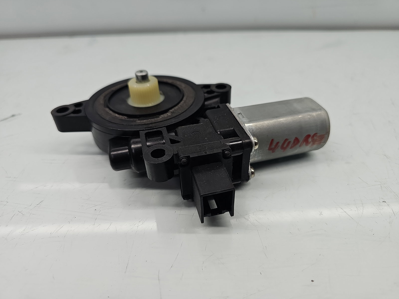 Motoras geam dreapta spate Mazda CX-5 (KE) [Fabr 2011-2016] D6515858X - imagine 3