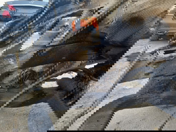 Lonjeron dreapta Volkswagen Transporter 5 (7HB, 7HJ) [Fabr 2004-2013] OEM