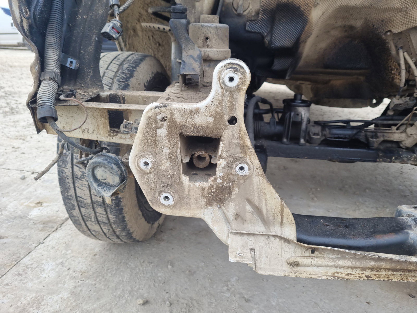 Lonjeron dreapta Volkswagen Transporter 5 (7HB, 7HJ) [Fabr 2004-2013] OEM - imagine 2