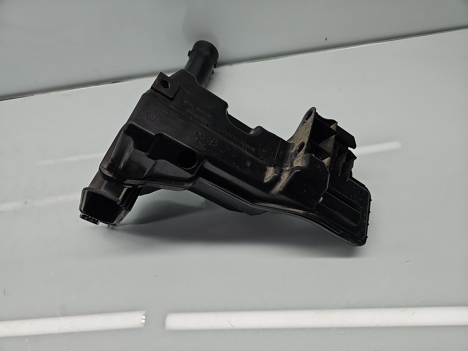 Rezonator aer PEUGEOT 308 II GT-Line [Fabr 2019-2021] 9810920880 1.5 HDi YHZ 96KW / 130CP - imagine 2