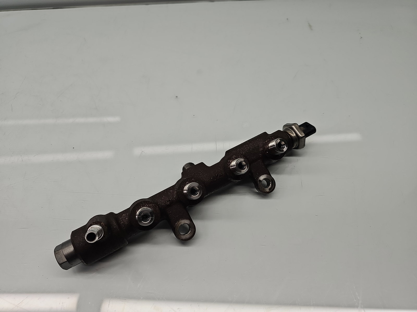 Rampa injectoare PEUGEOT 308 II GT-Line [Fabr 2019-2021] 9821399680 1.5 HDi YHZ 96KW / 130CP - imagine 2