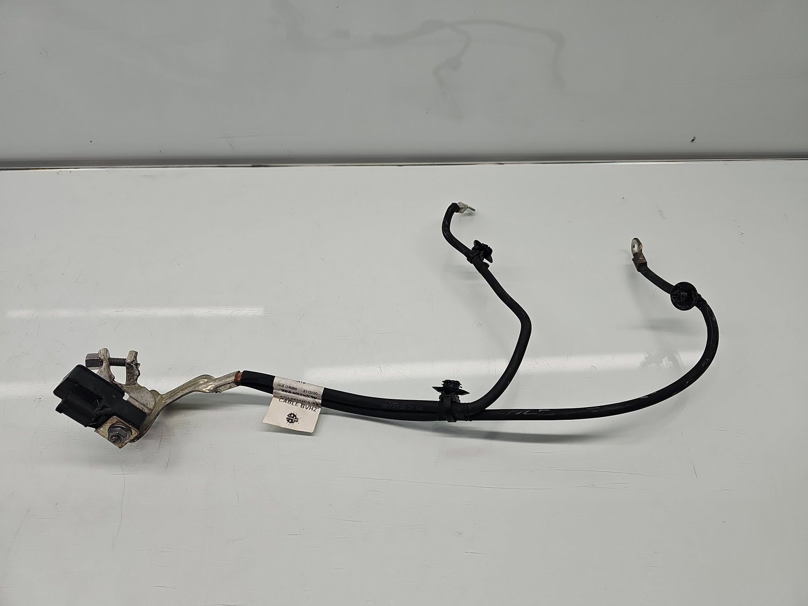 Borna baterie (-) PEUGEOT 308 II GT-Line [Fabr 2019-2021] 9828916480