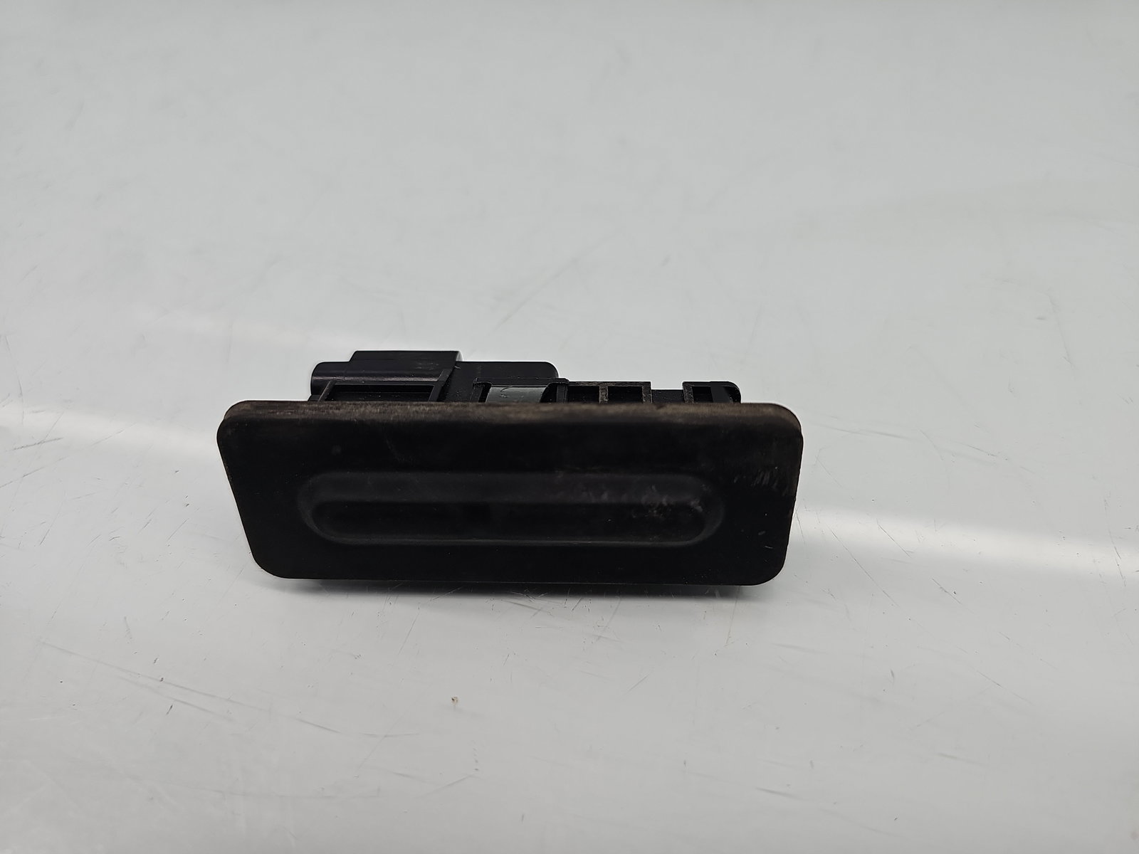 Buton deschidere haion PEUGEOT 308 II GT-Line [Fabr 2019-2021] 9827560380