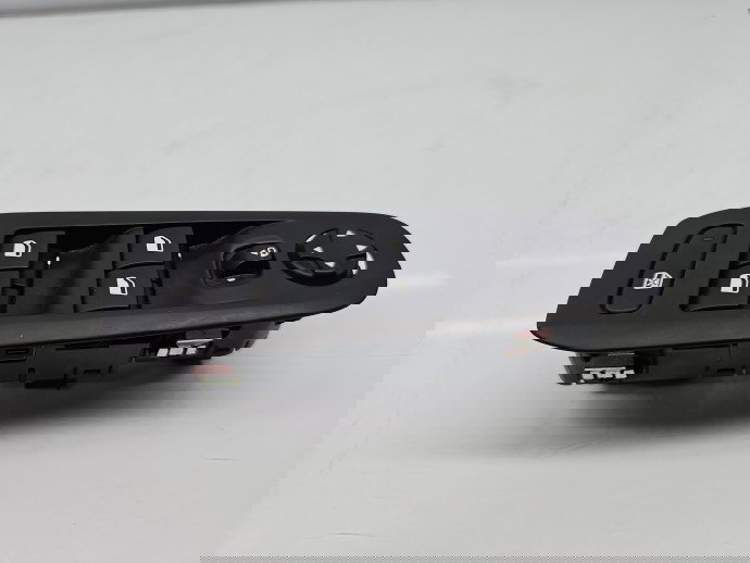  Butoane comanda geamuri sofer PEUGEOT 308 II GT-Line [Fabr 2019-2021] 98319761ZD