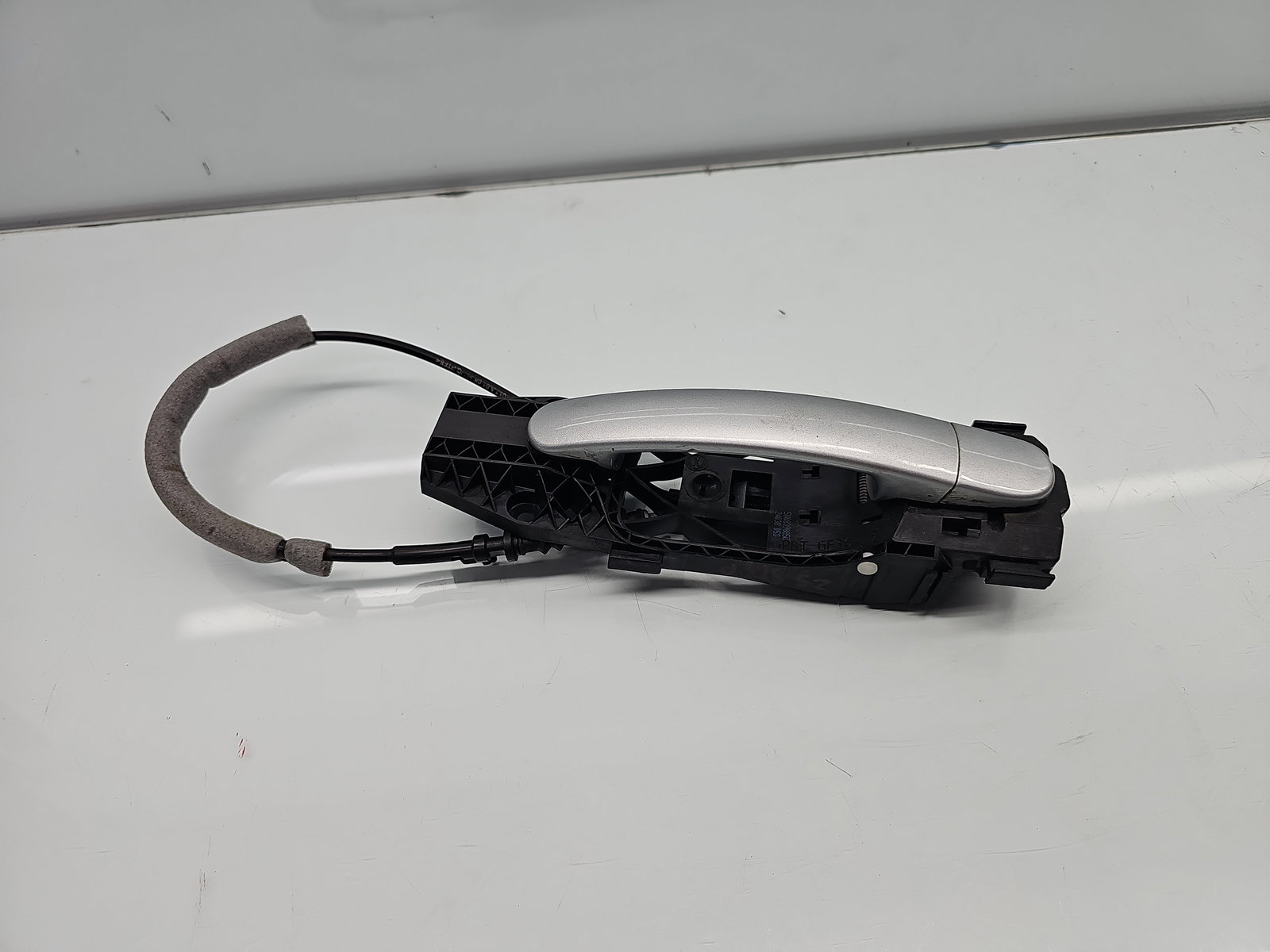 Maner usa stanga spate Volkswagen Tiguan (5N) [Fabr 2007-2016] LA7W - imagine 1