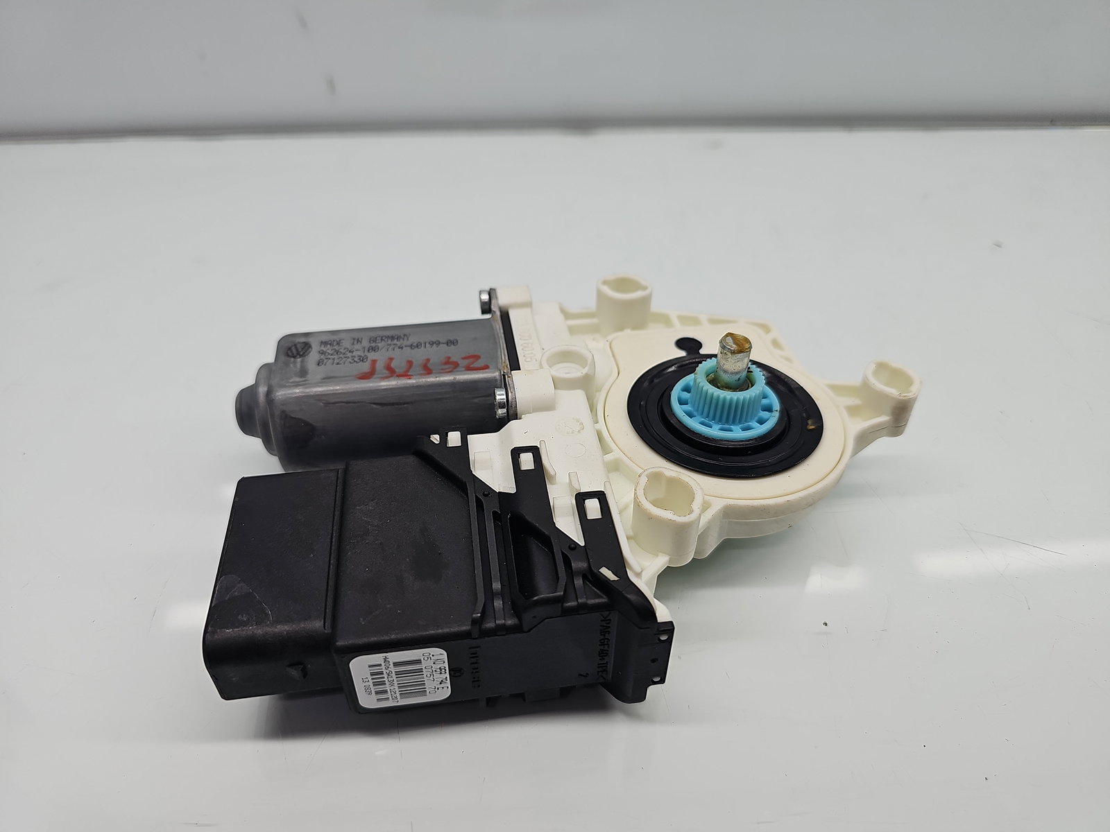 Motoras geam stanga spate Volkswagen Tiguan (5N) [Fabr 2007-2016] 5N0959703 - imagine 1