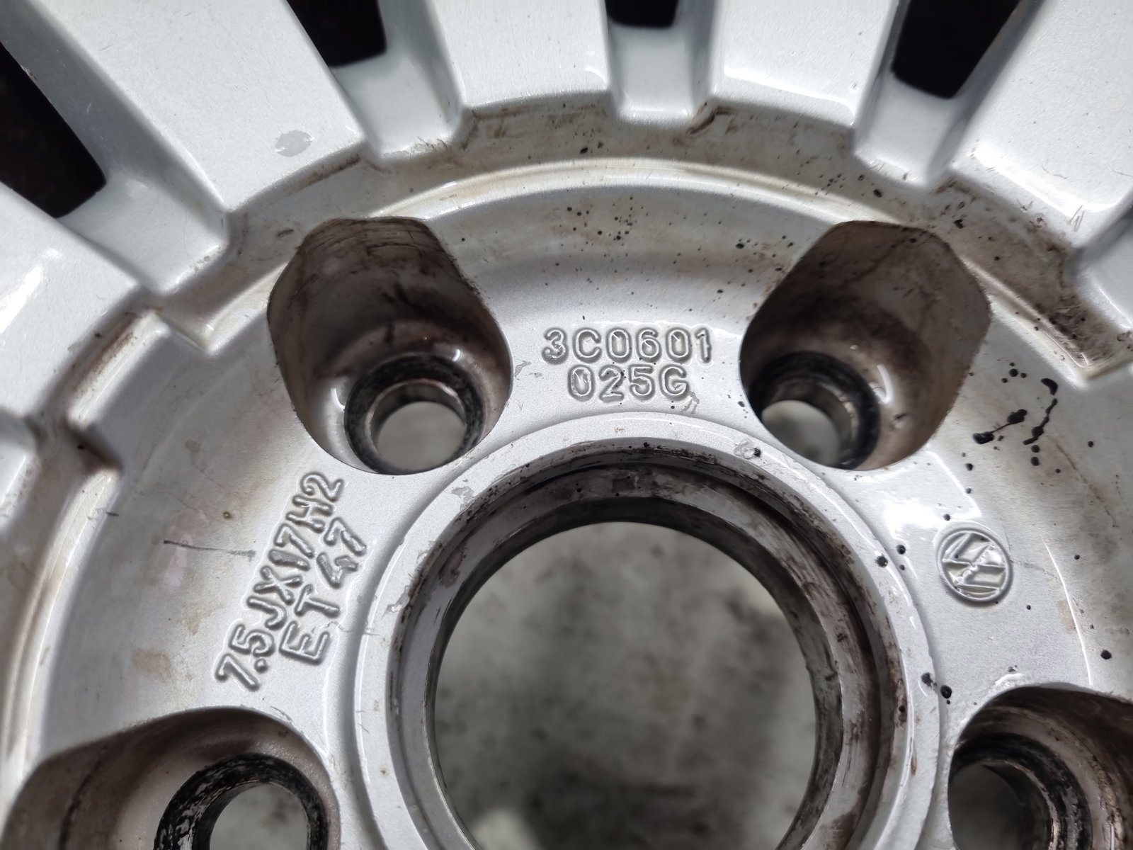 Janta aliaj Volkswagen Passat B6 (3C2) [Fabr 2005-2010] 3C0601025G - imagine 4