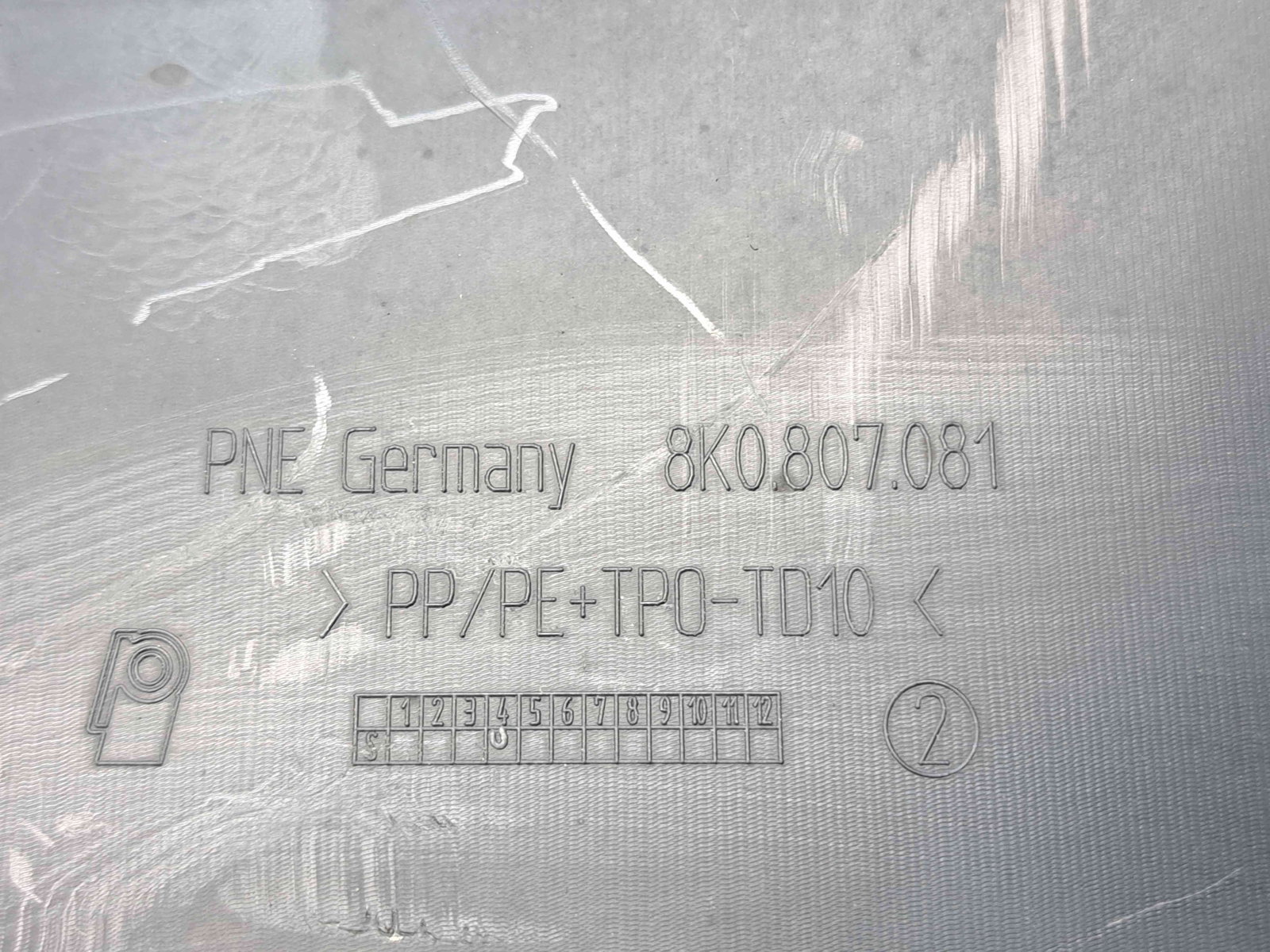 Capac trager Audi A4 (8K2, B8) [Fabr 2008-2015] 8K0807081 - imagine 3