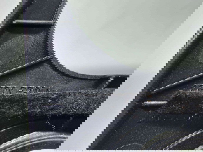 Ornament bord Nissan Qashqai Facelift (2) [Fabr 2009-2013] 27570-BR00A