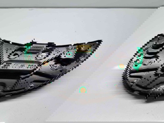  Ceas bord Opel Corsa C (F08, F68) [Fabr 2000-2005] 88311302