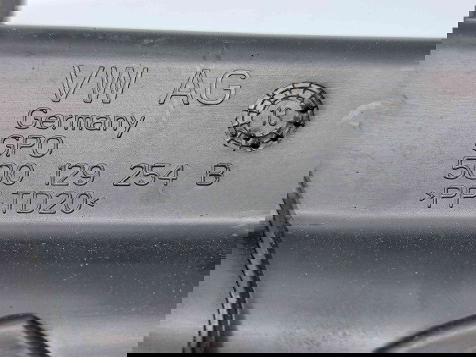 Deflector aer Volkswagen Golf 7 (5G) [Fabr 2014-prezent] 5Q0129254B