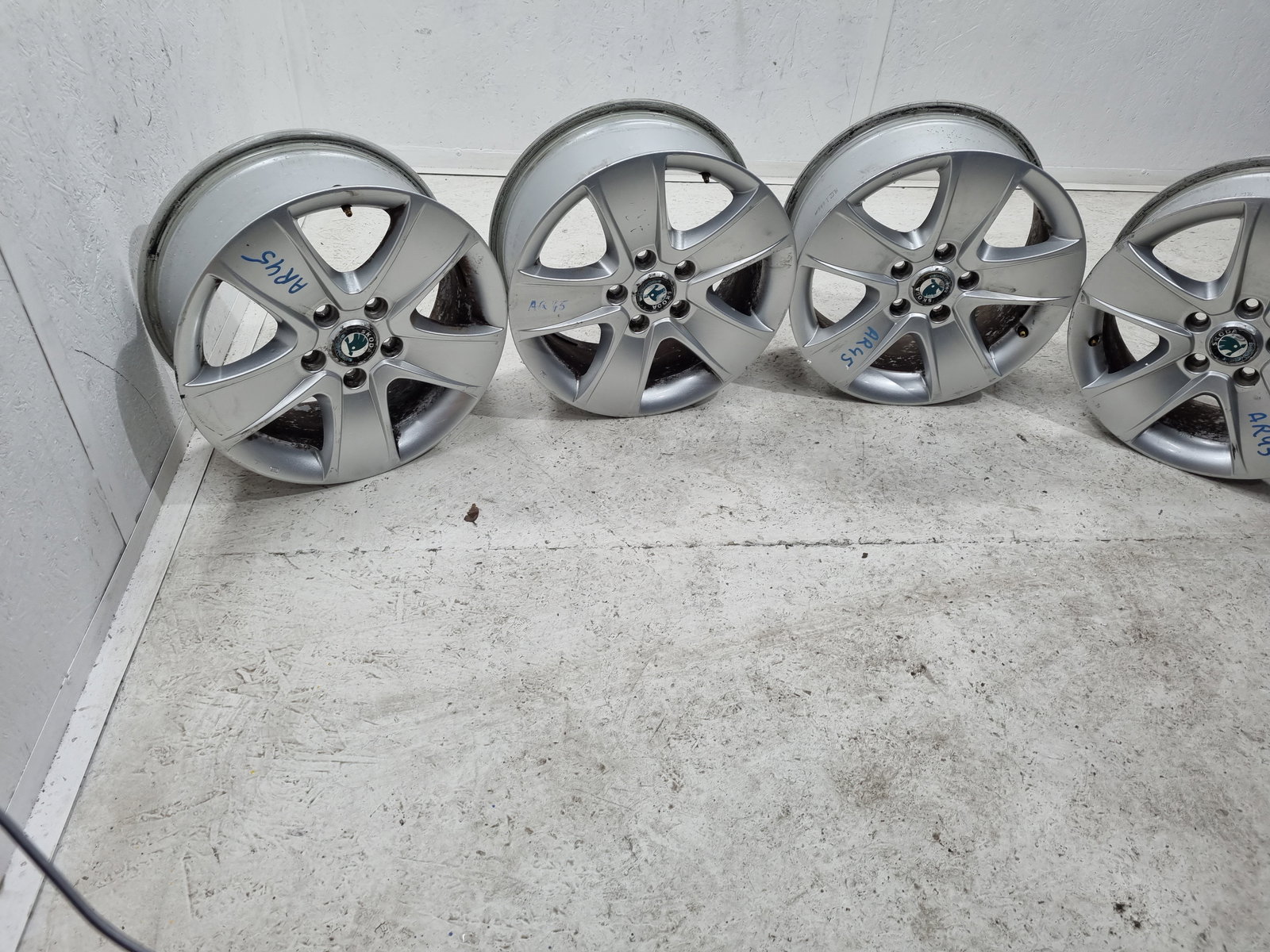 Set jante aliaj Skoda Octavia 2 Combi (1Z5) [Fabr 2004-2013] Facelift 1Z0601025 - imagine 8