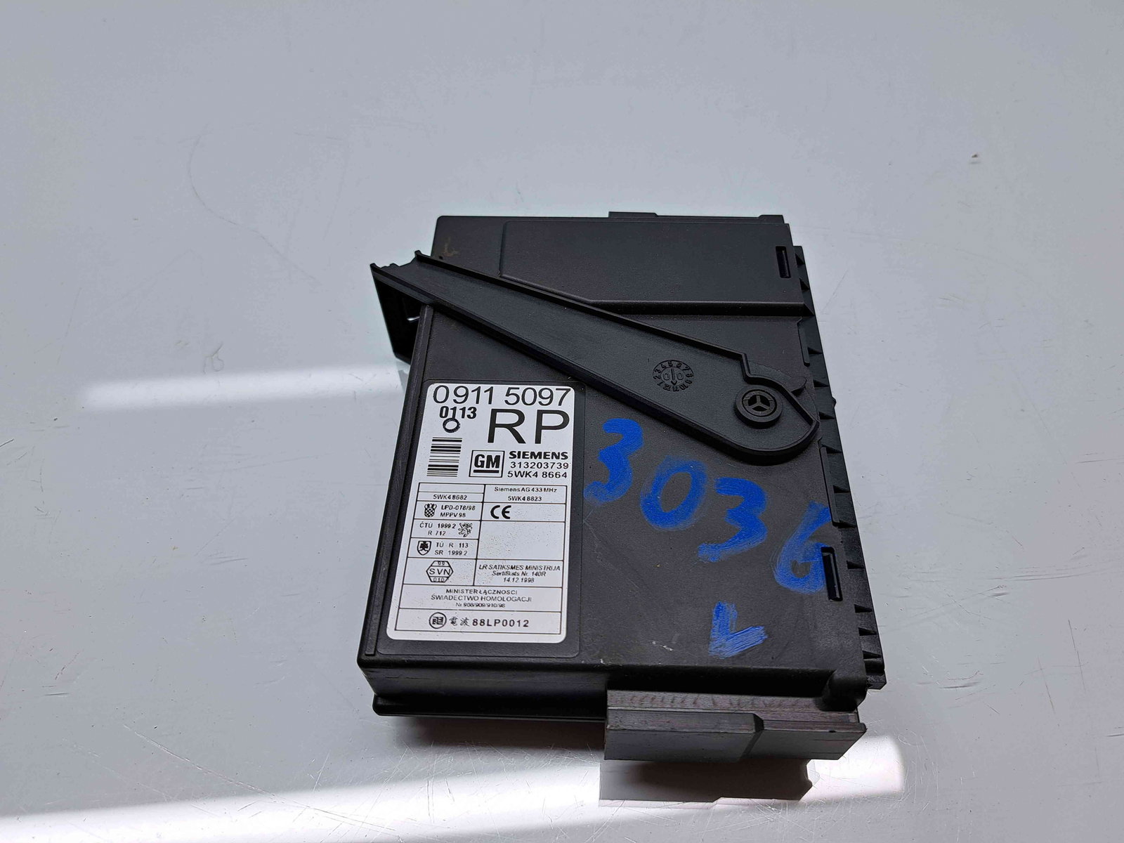 Modul confort Opel Corsa C (F08, F68) [Fabr 2000-2005] 09115097 - imagine 1