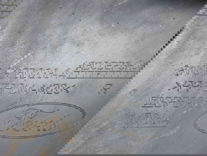 Ornament aripa dreapta fata Ford Kuga I [Fabr 2008-2012] 8V41-S16D238-A