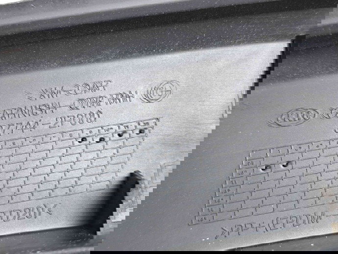 Ornament aripa dreapta spate Kia Sorento 2 [Fabr 2009-2015] 87744-2P000