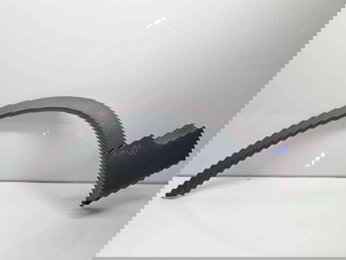 Ornament aripa stanga fata Ford Kuga I [Fabr 2008-2012] 8V41-S16D239-A