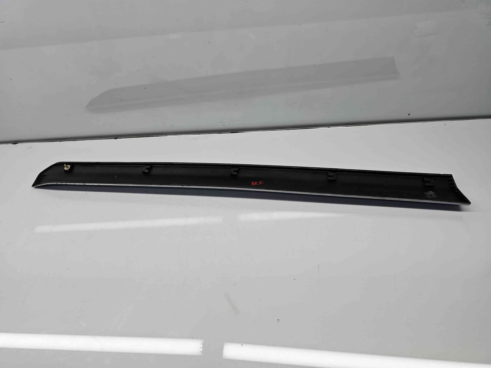 Ornament usa dreapta fata MITSUBISHI Outlander II [Fabr 2006-2015] 5727A030 - imagine 2