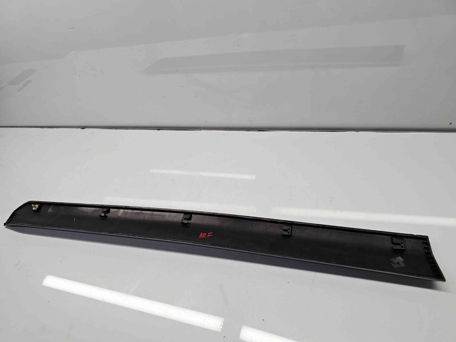 Ornament usa dreapta fata MITSUBISHI Outlander II [Fabr 2006-2015] 5727A030 - imagine 4