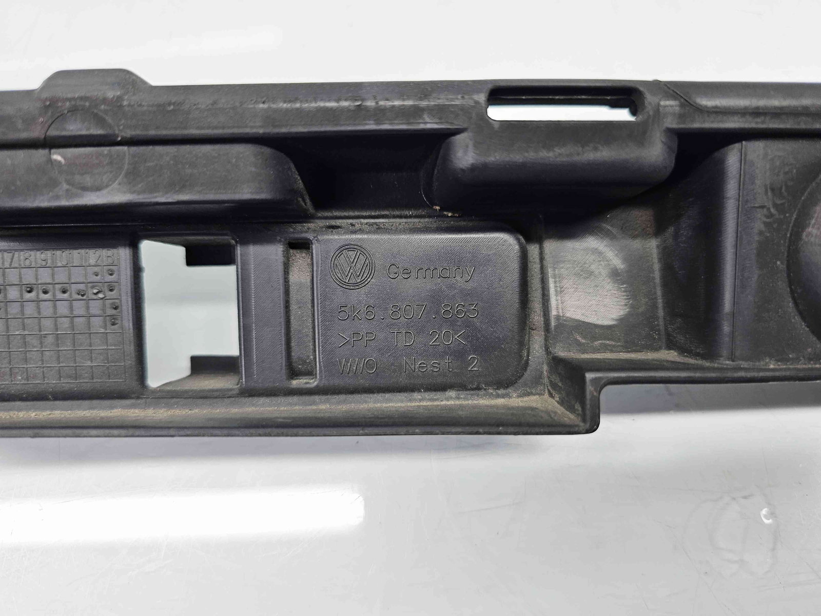 Suport central bara spate Volkswagen Golf 6 (5K1) GTD [Fabr 2009-2013] 5K6807863 - imagine 4