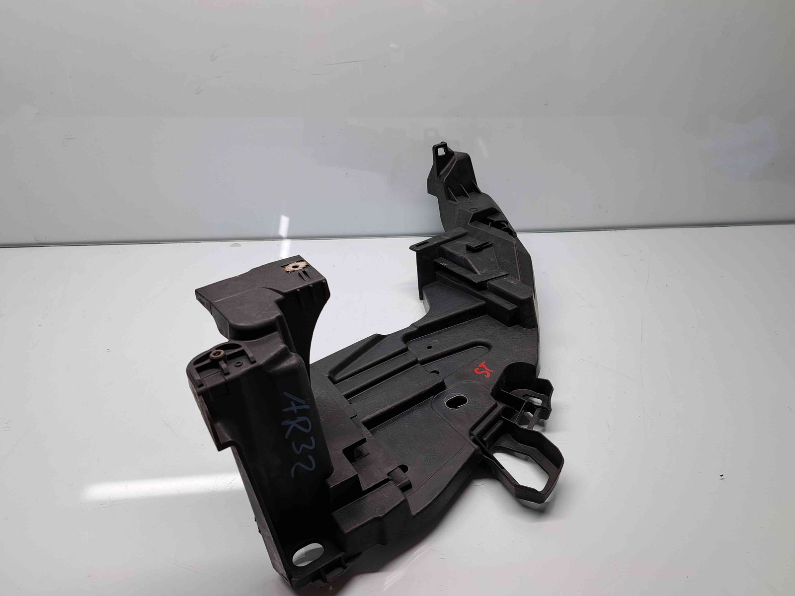 Suport far stanga Renault Megane 3 [Fabr 2008-2015] Facelift 622238779R - imagine 3