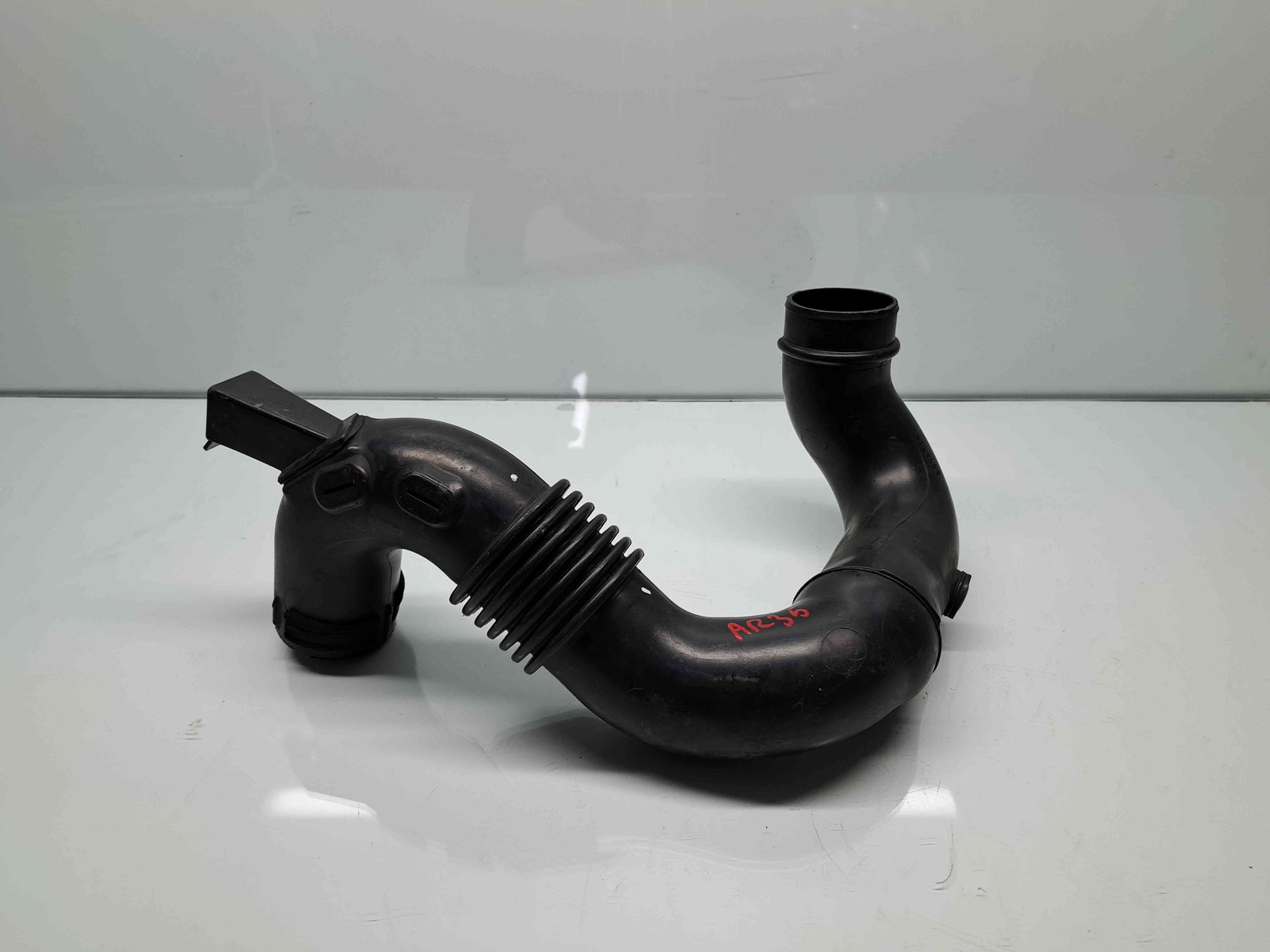 Tub admisie aer Opel Movano B F3500 (L2 H2) [Fabr 2010-2022] 165554107R 2.3 dCi M9T-870 96KW / 130CP - imagine 1