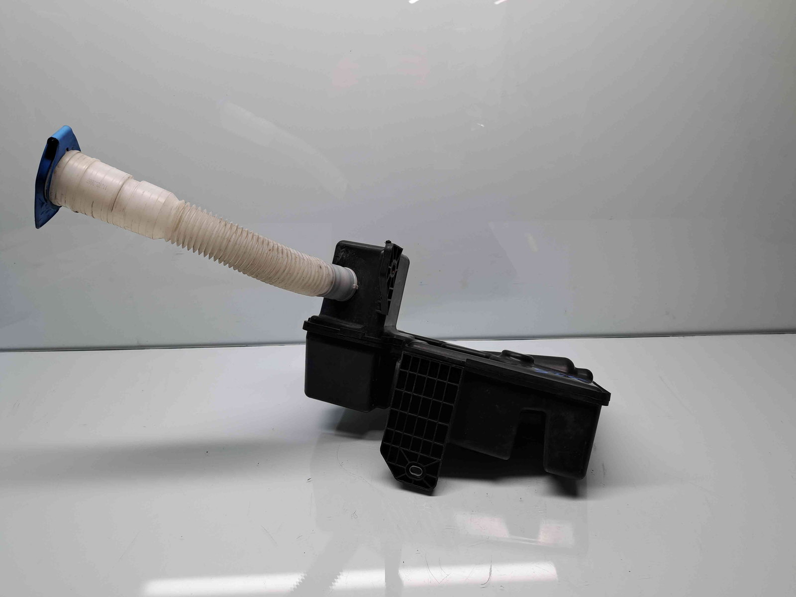 Vas lichid parbriz Volkswagen Tiguan (5N) [Fabr 2007-2016] 5N0955453A - imagine 1