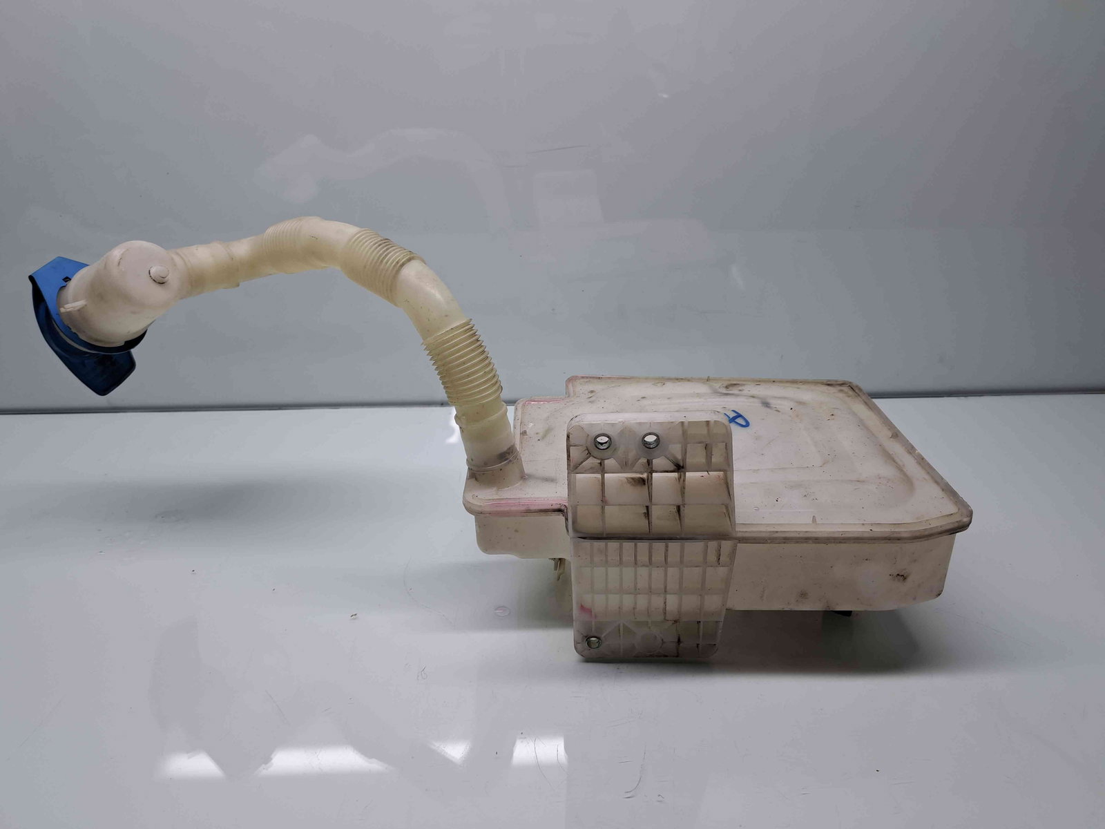 Vas lichid parbriz Audi A3 Sportback (8PA) [Fabr 2004-2013] Facelift 1K0955453Q - imagine 1