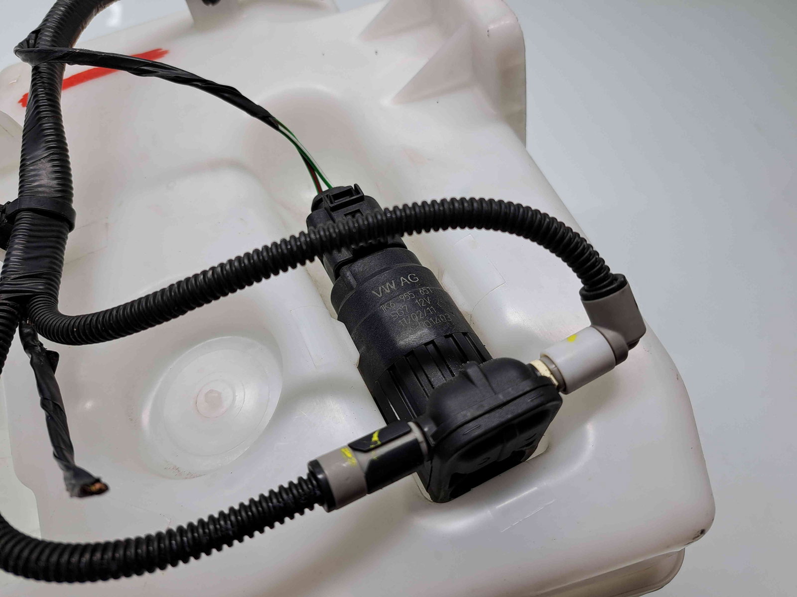 Vas lichid parbriz Skoda Octavia 2 Combi (1Z5) [Fabr 2004-2013] Facelift 1K0955453Q - imagine 3