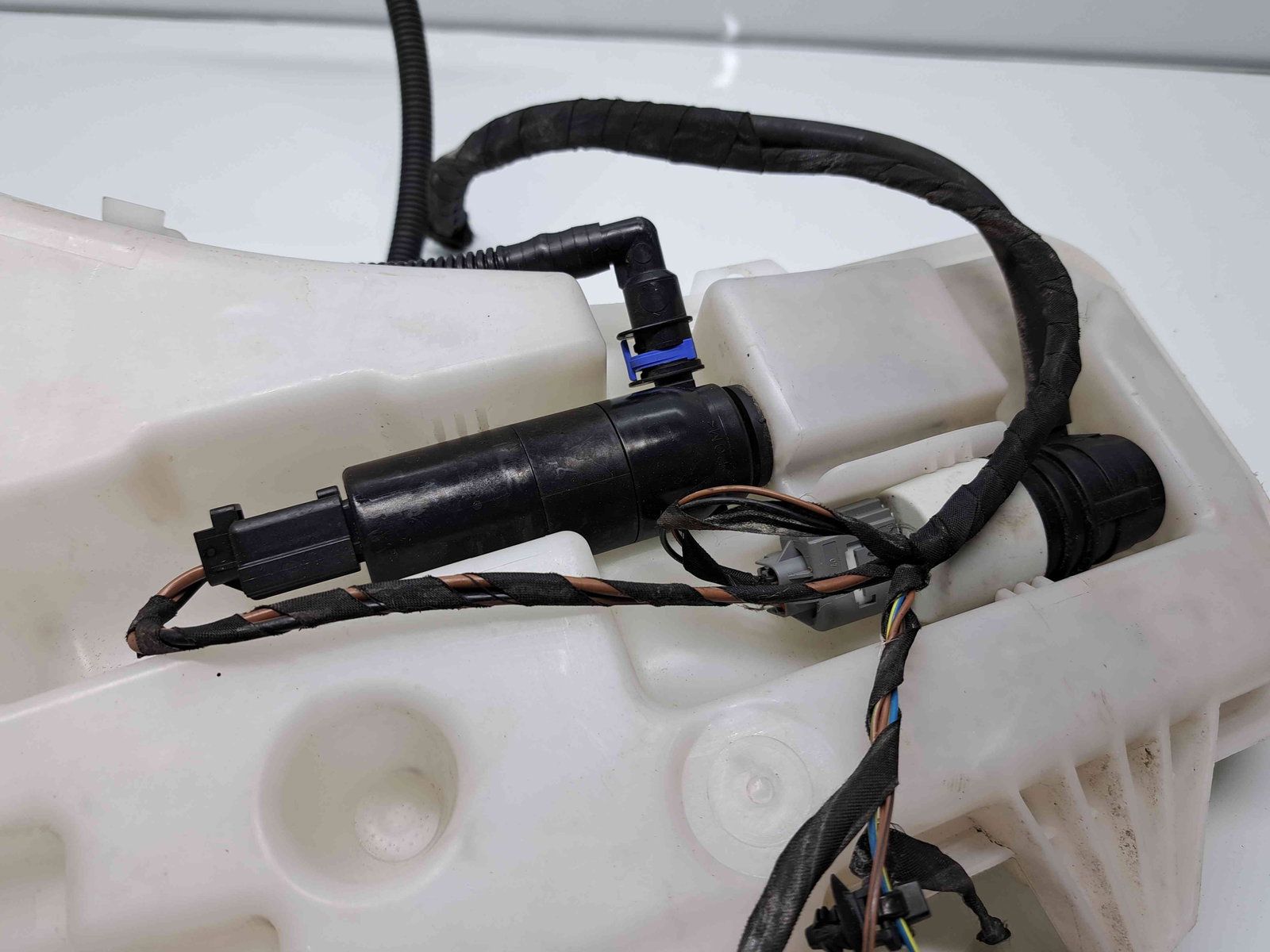 Vas lichid parbriz Bmw 3 Cabriolet (E93) [Fabr 2006-2011] Facelift 7157146 - imagine 4