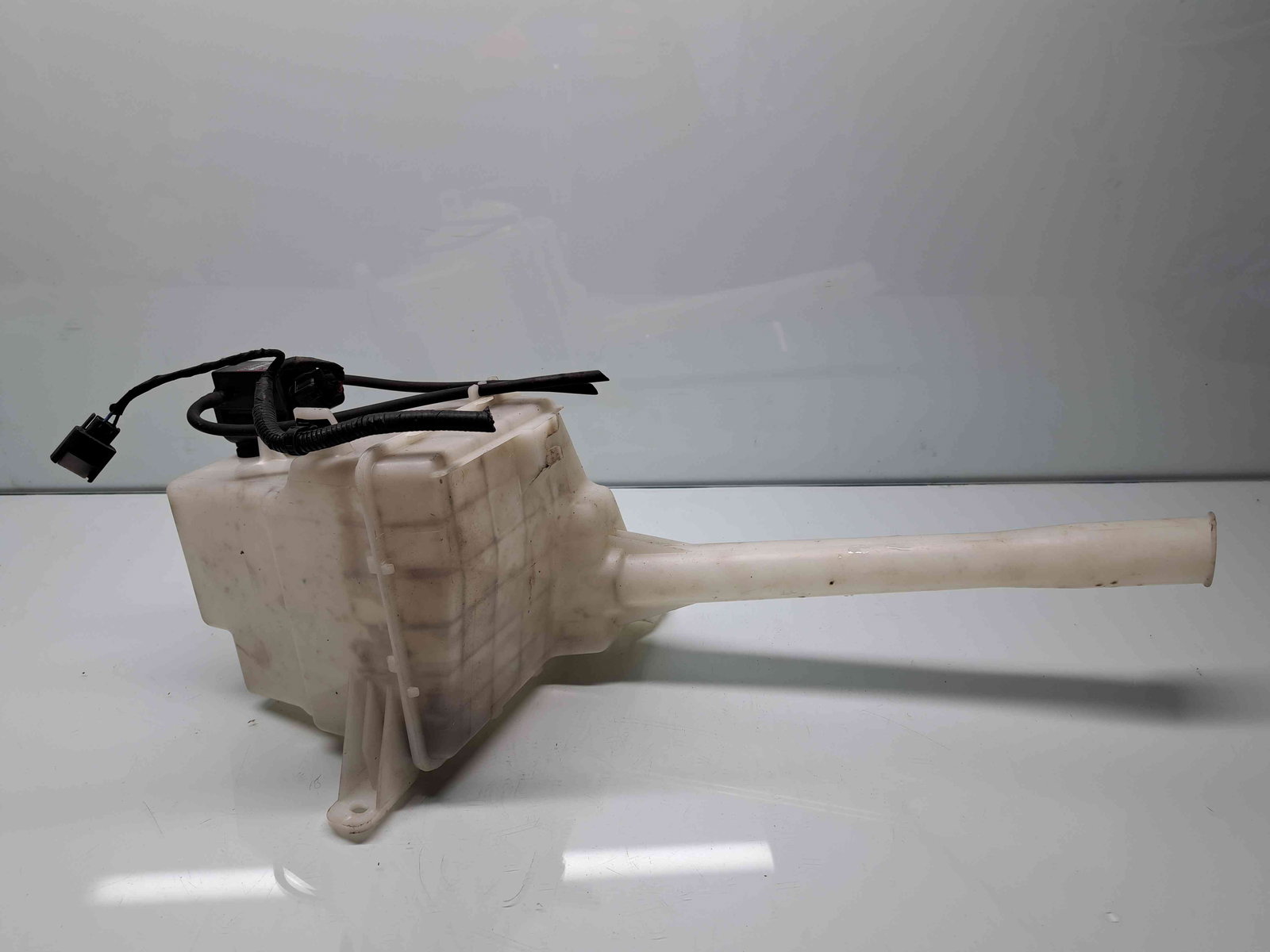 Vas lichid parbriz Kia Sorento 2 [Fabr 2009-2015] 98610-2P000 - imagine 2