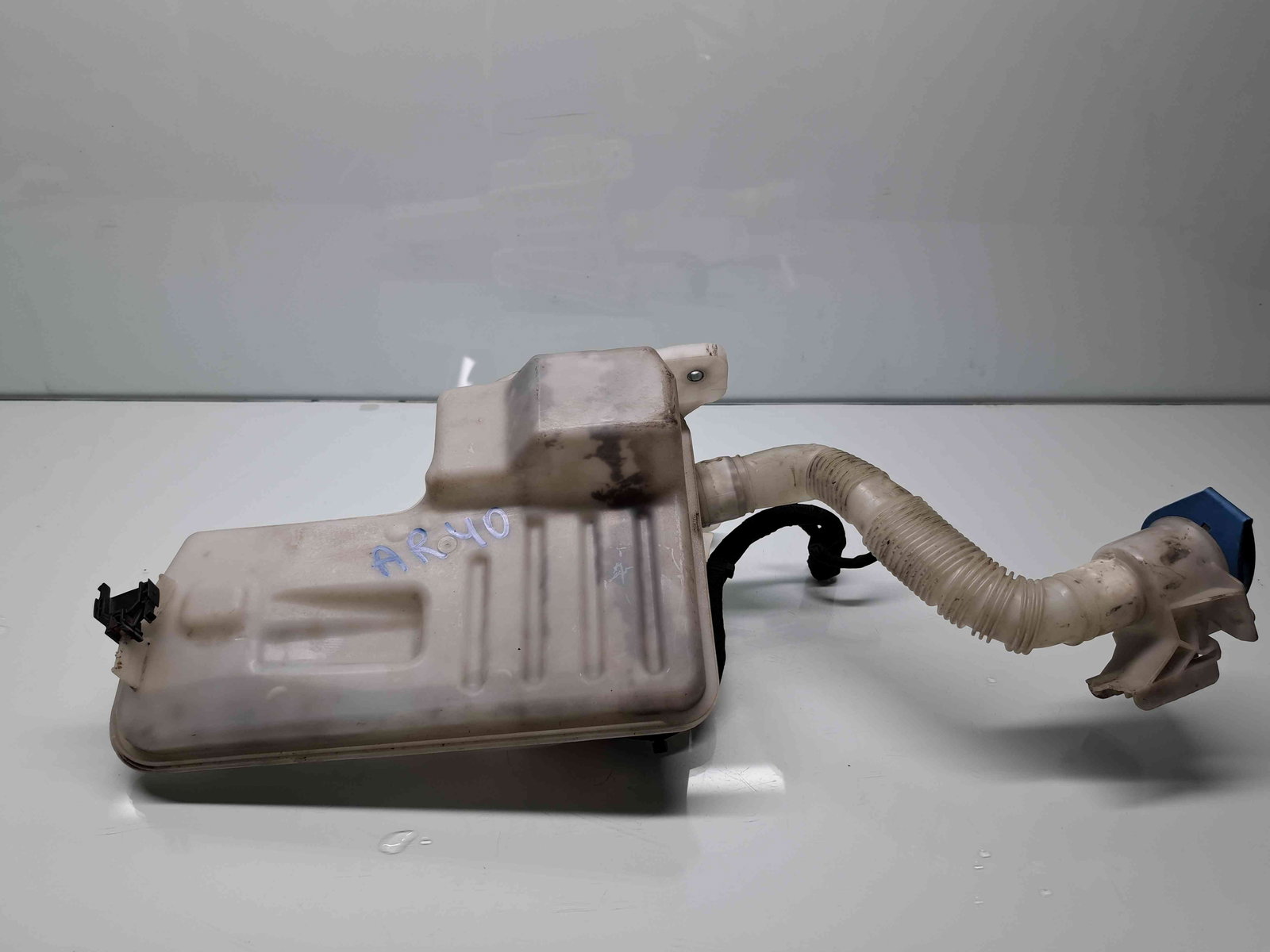 Vas lichid parbriz Skoda Octavia 3 Combi (5E5) [Fabr 2012-prezent] 5Q0955448AE - imagine 3