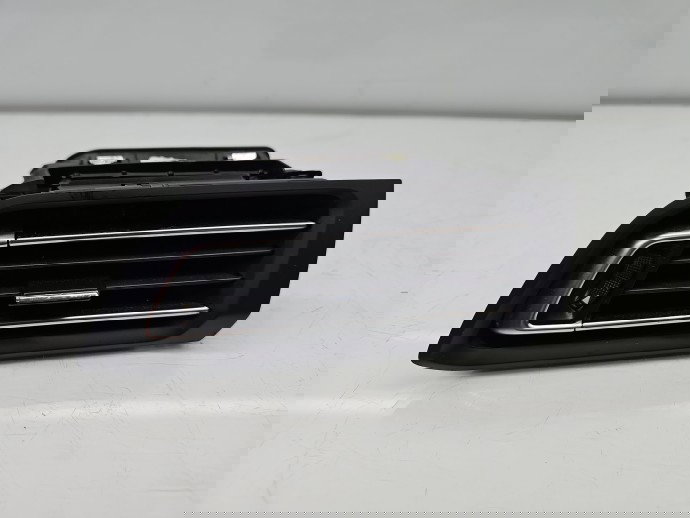  Grila aerisire dreapta PEUGEOT 308 II GT-Line [Fabr 2019-2021] 1303823XZD