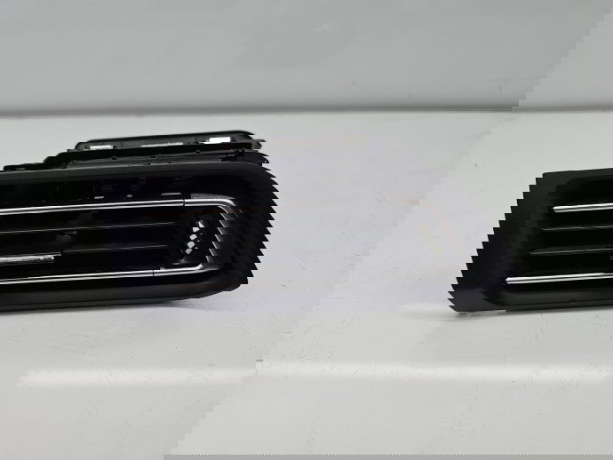  Grila aerisire stanga PEUGEOT 308 II GT-Line [Fabr 2019-2021] 1303818XZD