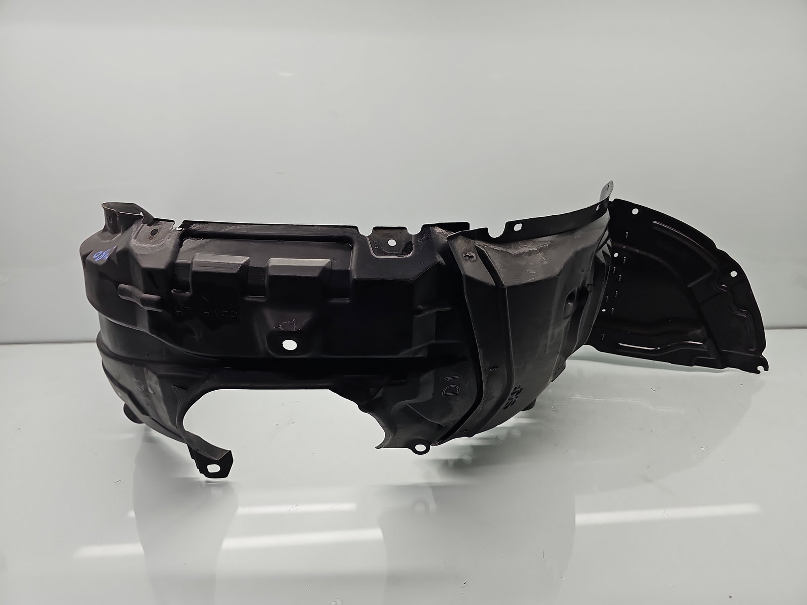 Carenaj roata stanga fata Mazda 3 II Hatchback Facelift [Fabr 2011-2013] OEM - imagine 4