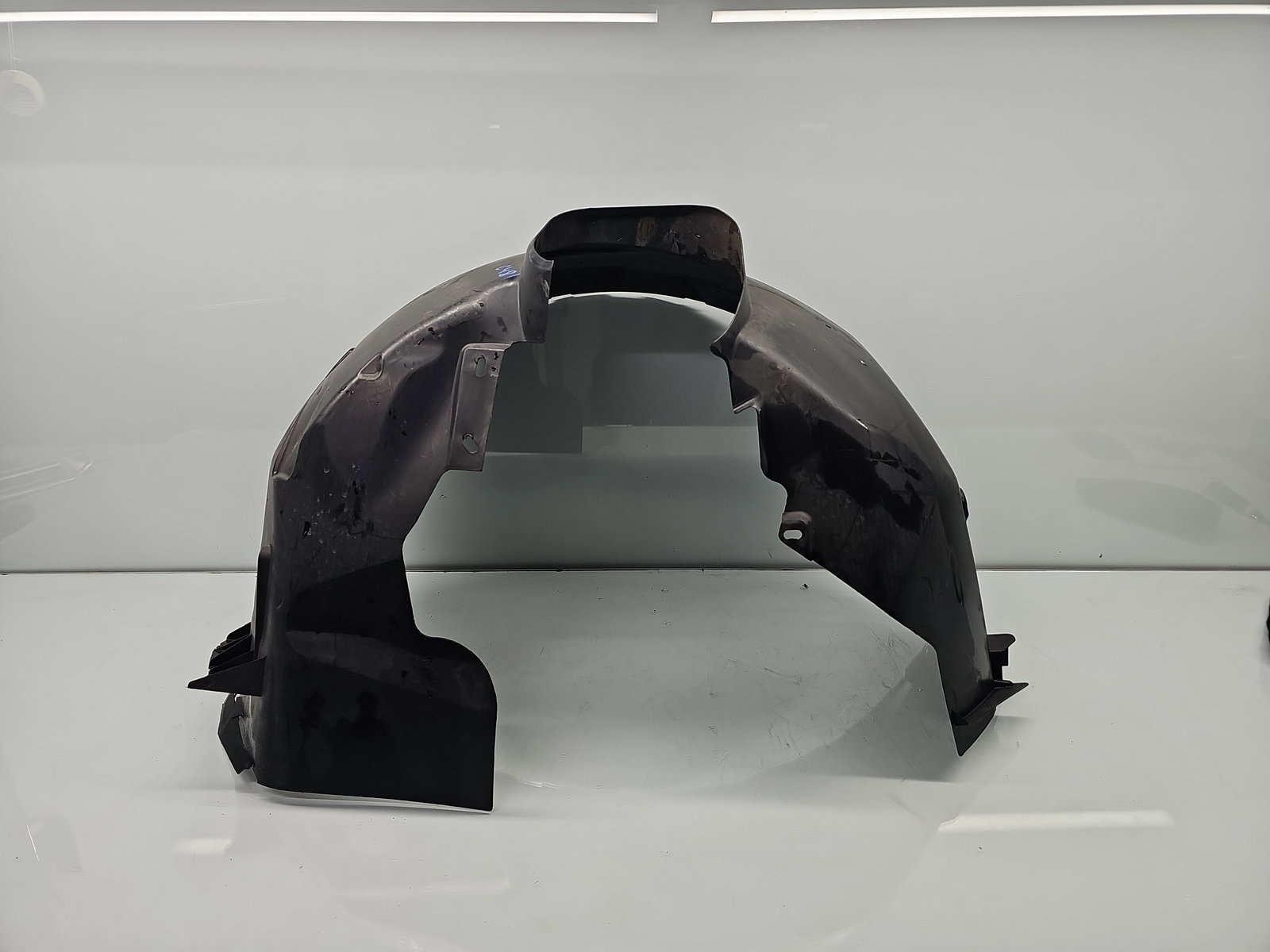 Carenaj roata dreapta fata Ford Kuga I [Fabr 2008-2012] 8V41-16114-AC - imagine 1