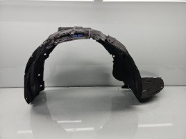 Carenaj roata dreapta fata Mazda 3 II Hatchback Facelift [Fabr 2011-2013] OEM