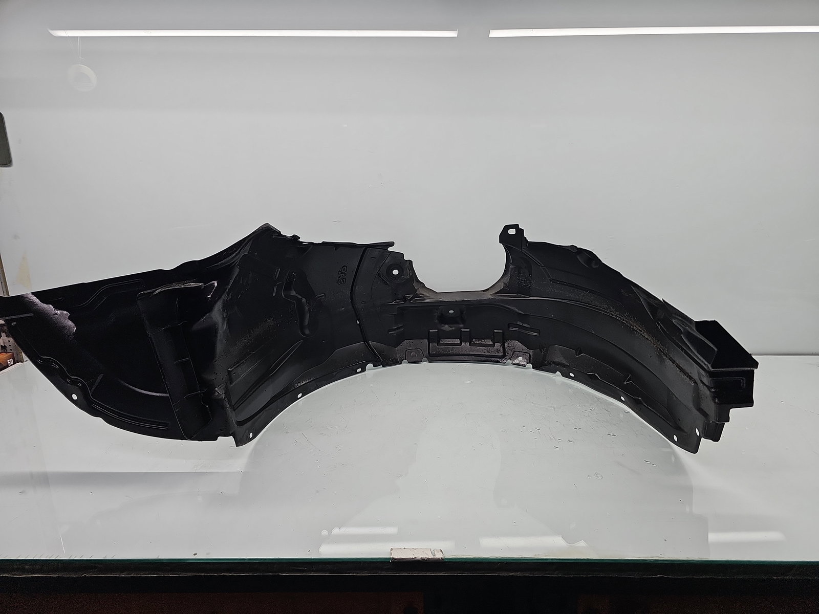 Carenaj roata dreapta fata Mazda 3 II Hatchback Facelift [Fabr 2011-2013] OEM - imagine 3