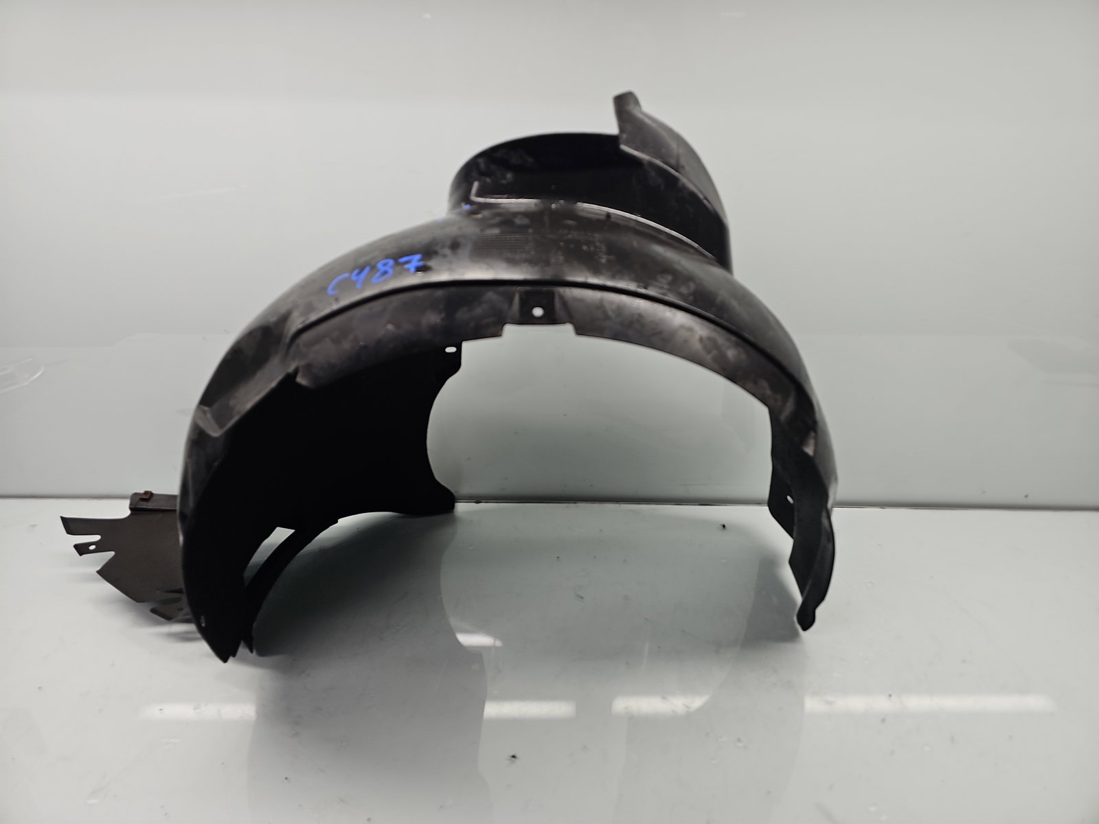 Carenaj roata dreapta fata Volkswagen Polo (6R) [Fabr 2009-2016] 6R0809957C - imagine 1