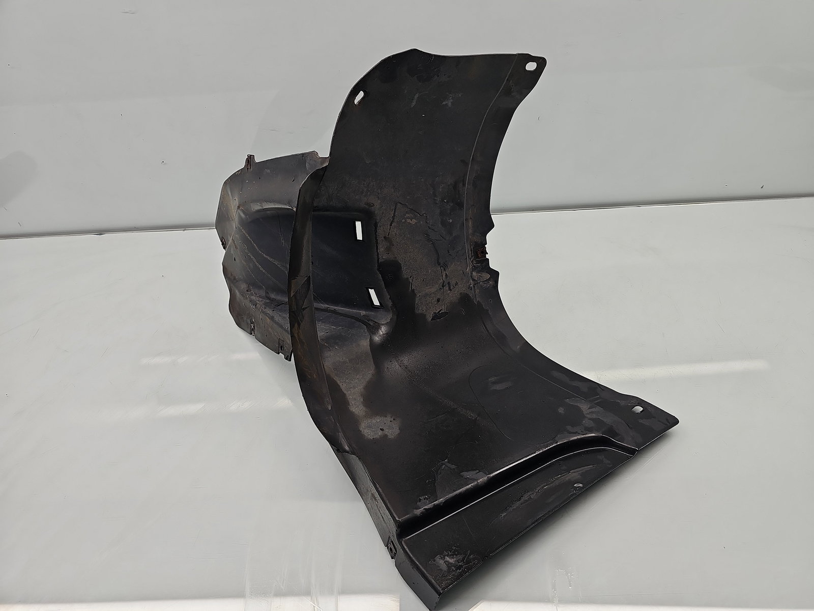 Carenaj roata stanga fata Volkswagen Passat B6 (3C2) [Fabr 2005-2010] 3C805911B - imagine 2