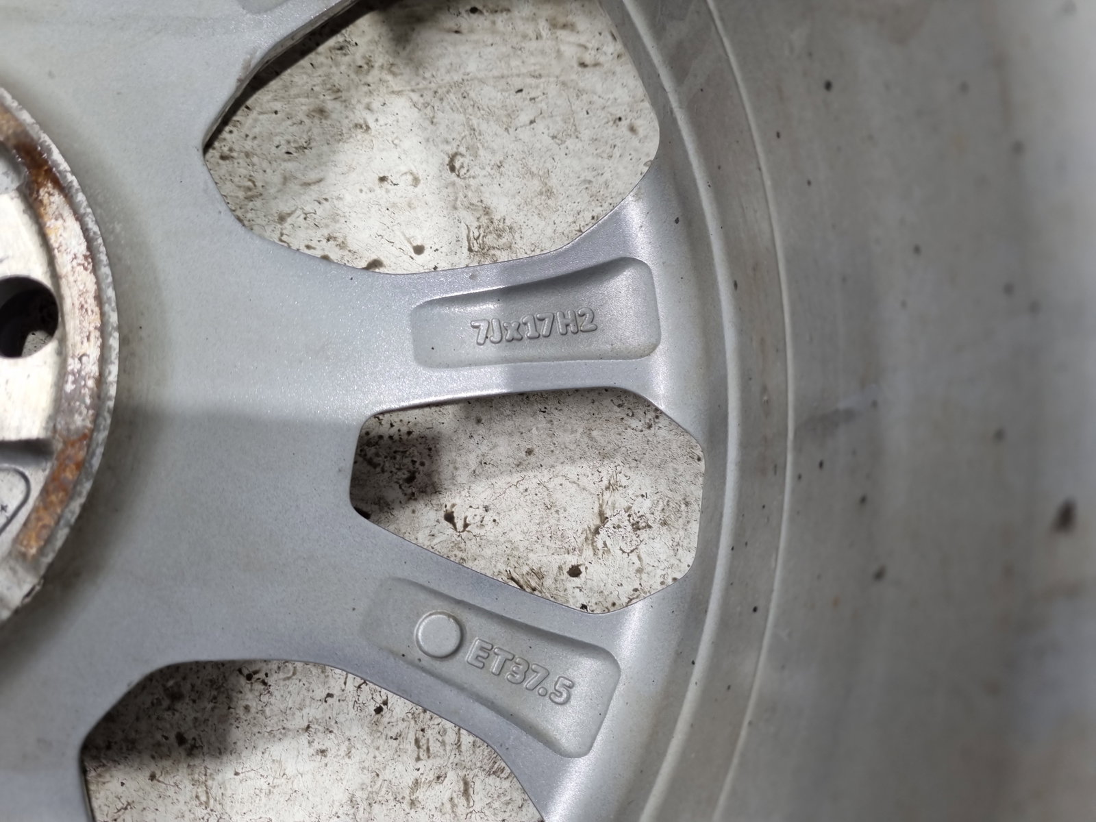 Janta aliaj Ford Ecosport [Fabr 2017-2024] GN15-H2B - imagine 5